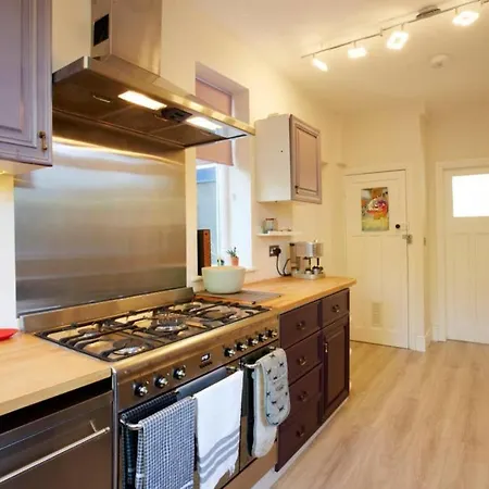 The Mount - Family Holiday home *