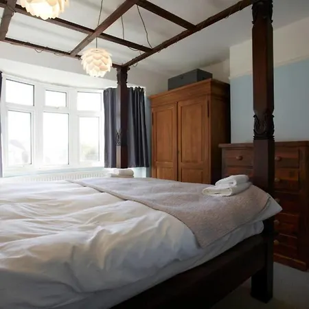 The Mount - Family Holiday home York